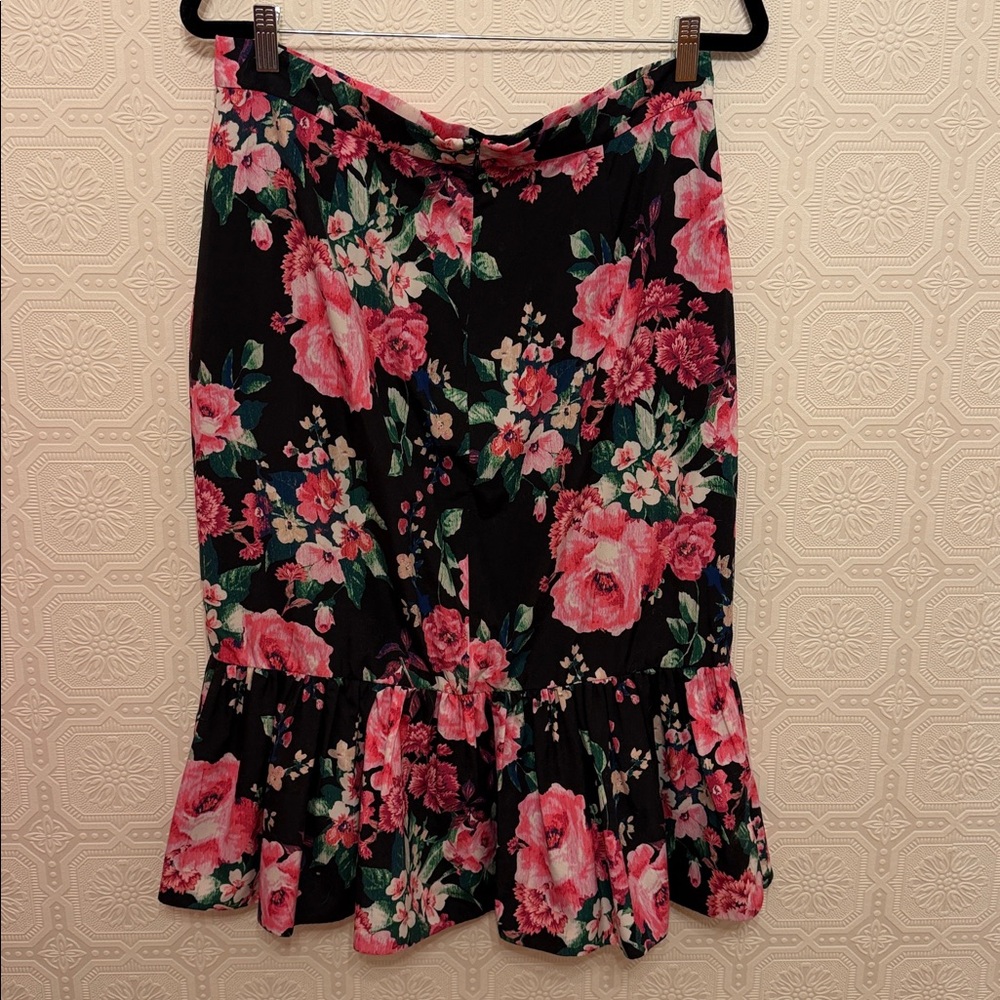 Eliza J Two Piece Set Black Top and Pink Floral Skirt Size 12 - Picture 8 of 16